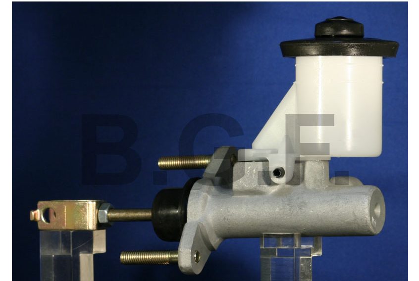 CLUTCH MASTER CYLINDER TOYOTA COROLLA & RAV4 SXA10 SXA11 AE101
